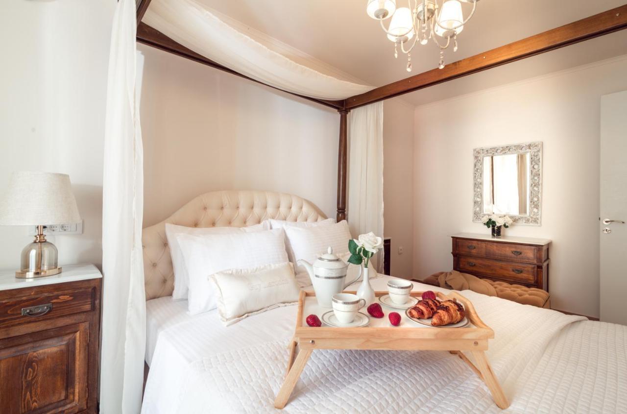 Maison Downtown Luxury Apartments! ザキントス エクステリア 写真