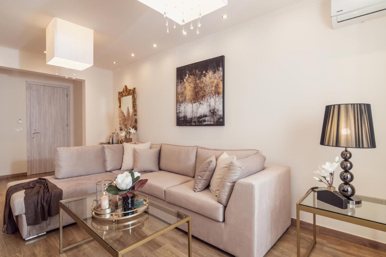 Maison Downtown Luxury Apartments! ザキントス エクステリア 写真