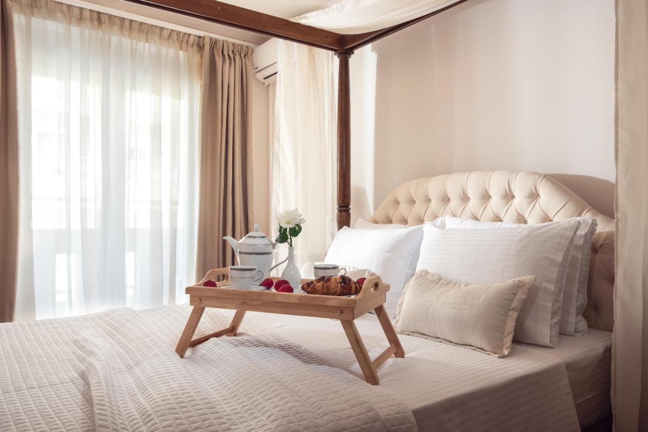 Maison Downtown Luxury Apartments! ザキントス エクステリア 写真
