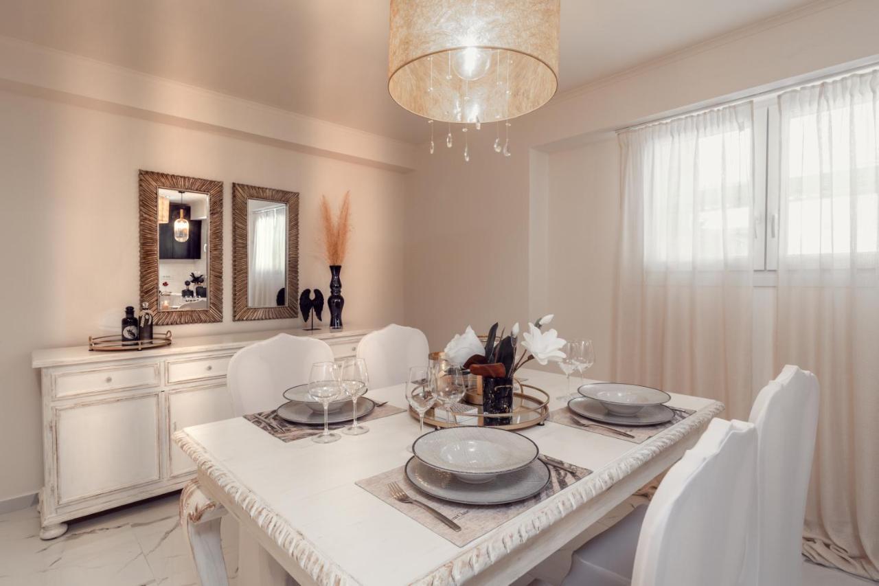 Maison Downtown Luxury Apartments! ザキントス エクステリア 写真