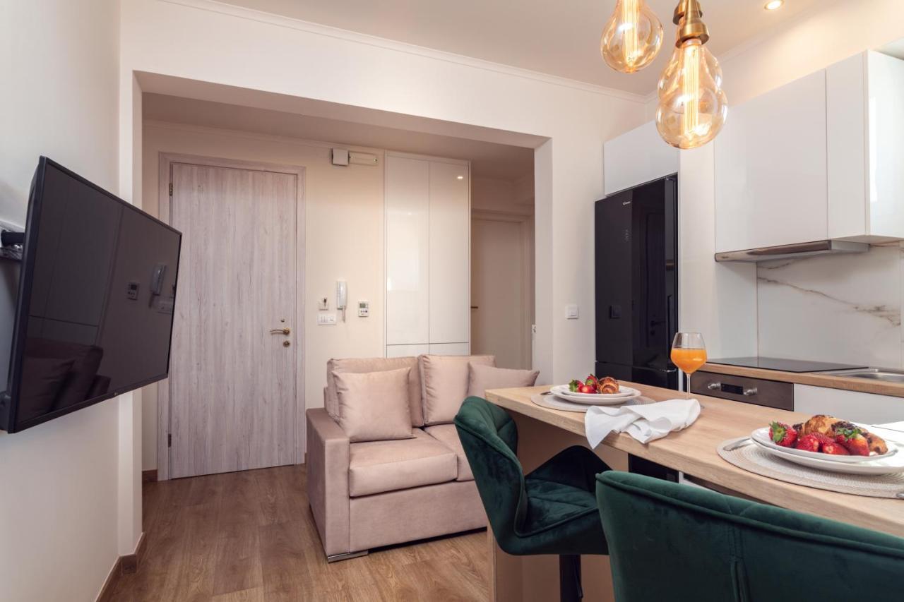 Maison Downtown Luxury Apartments! ザキントス エクステリア 写真